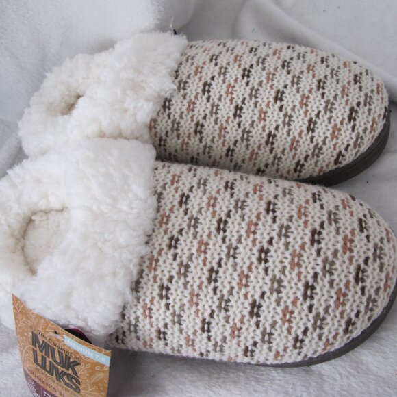NWT - Muk Luks Clog Slippers - Medium (7-8) - Picture 6 of 10